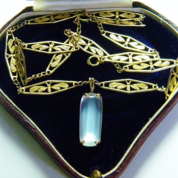 Antique Victorian Sugarloaf Moonstone Dragonfly Necklace  24mm x 9mm - Fine Jewelry