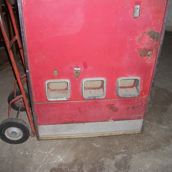 Old Coke Machine - Would like to know what kind this is and how much it may be worth?