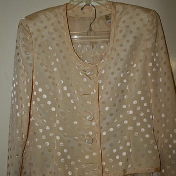 Vintage Two Piece Ladies Suit Skirt and JacketI 