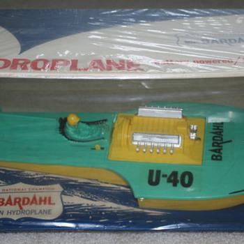1964 Miss Bardahl Hydroplane - Eldon Battery Operated Boat - Toys