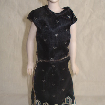 1940's  PORCELAIN DOLL - Dolls