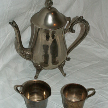 Antique Peer Less Silver Calif Coffee Pot, Cream Server, & Sugar Set - Kitchen