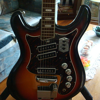 Guitar - Guitars