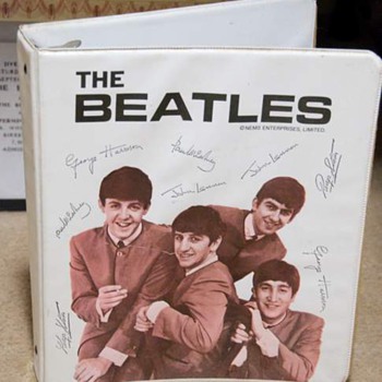 Beatles 3 ring binder...1964 - Music