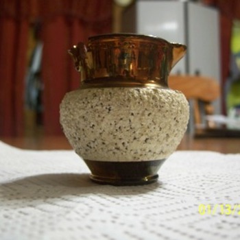Another mystery - Art Pottery