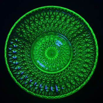 another vaseline glass find: Zephyr by Central Glass Co. 1885 - Glassware