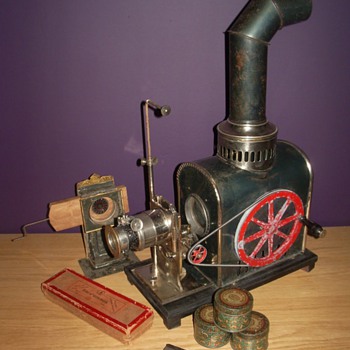 Magic Lantern/Movie projector around 1900-1905 - Cameras