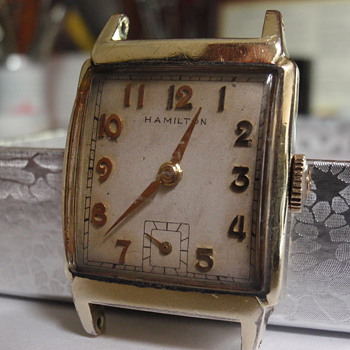 Hamilton Cedric 14K 19 Jewel 982 caliber - Wristwatches