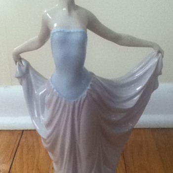 Lladro "Dancer" Figurine - China and Dinnerware