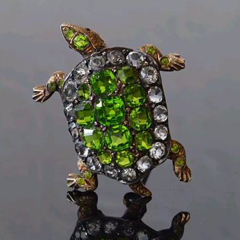 Antique gilded silver and paste turtle brooch, Auguste Besson. - Fine Jewelry