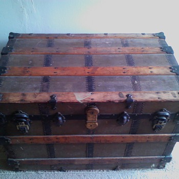 steamer trunk