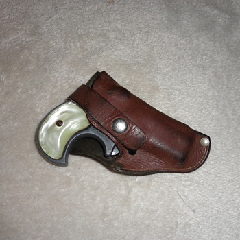 Old 22 Daringer and Old WWII Japanese Sword 