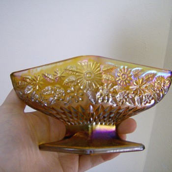 Diamond dish for what? pattern? color name?