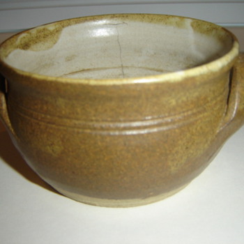 Small Ceramic dish - China and Dinnerware