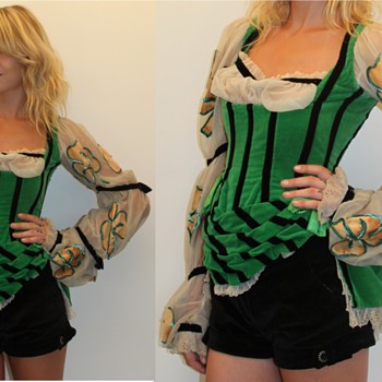 Irish Burlesque MGM? Vintage Costume - Womens Clothing