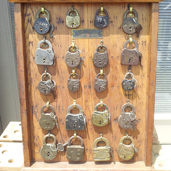 Instant Lock Collection - Tools and Hardware