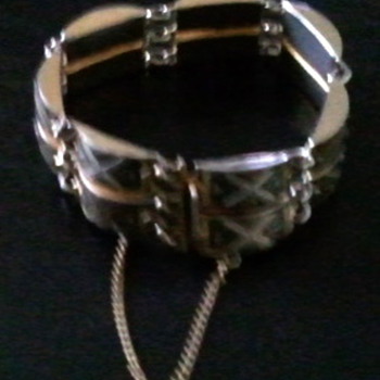 Bracelet ? - Fine Jewelry