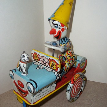 Unique Art "Artie the Clown" 1940's Tin Toy