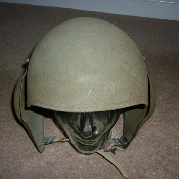 WWII US Army Air Corps M-5 Bomber Crew Flak Helmet  - Military and Wartime