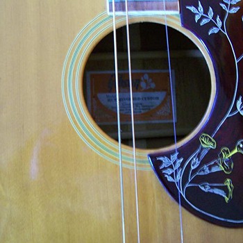 1974 Gibson Hummingbird guitar bought new in 74 