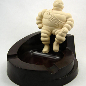 Michelin Man Bibendum Bakelite Ashtray - Tobacciana