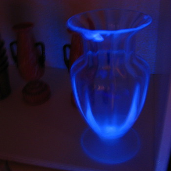 Pink glass vase-color change - Art Glass