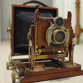 Old wooden camera need help with size and identification. - Cameras