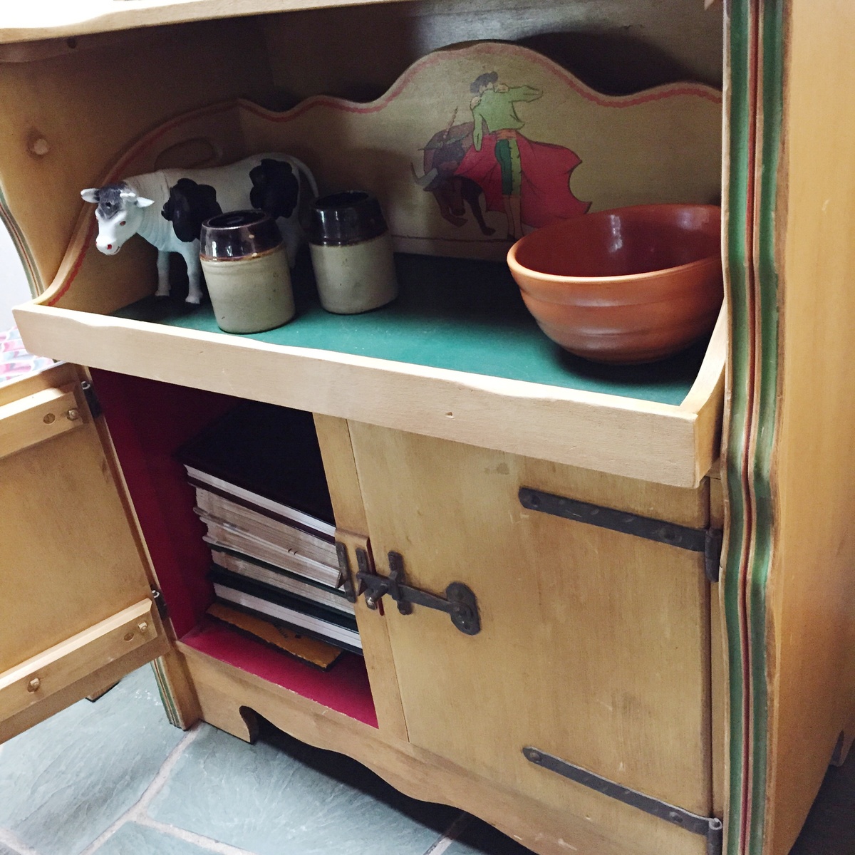 Monterey Furniture Collectors Weekly