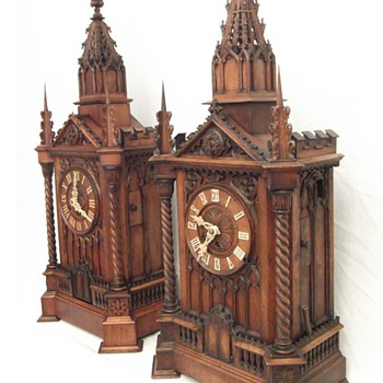 A pair of magnificent and exceptional Black forest automated monk and cuckoo clocks - Clocks