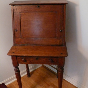 Is this a ships desk?