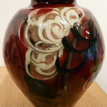 DANICO DENMARK SKØNVIRKE VASE. - Art Pottery