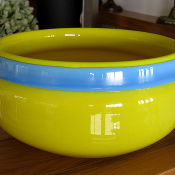 ERIK HOGLUNG GLASS BOWL