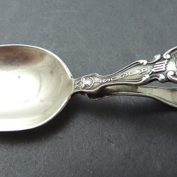 GORHAM STERLING - Feeding Spoon - Zodiac Virgo Pattern