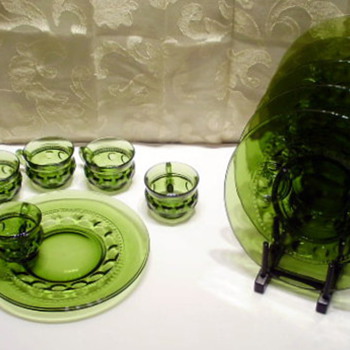 Green Colony Glass Snack Set - Glassware