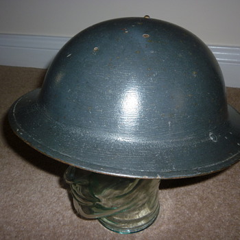 British WW11 Royal Air Force Helmet - Military and Wartime