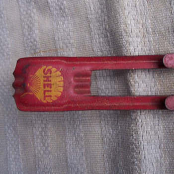 Shell gas oil go with.
