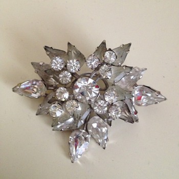 1950's Spray Brooch - Costume Jewelry