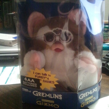 Hasbro Gremlins Gizmo Furby