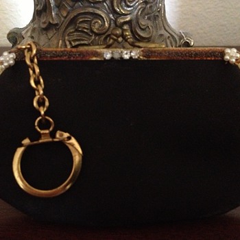 My new find. A pretty keychain coin purse - Bags