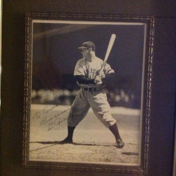 Lou Gehrig autographed photo