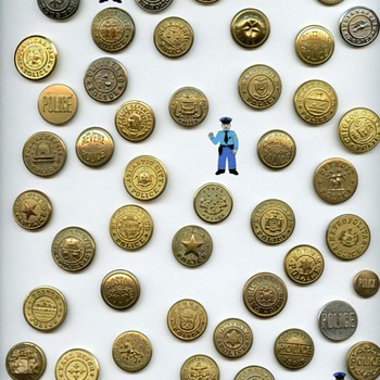 Police uniform buttons - Sewing