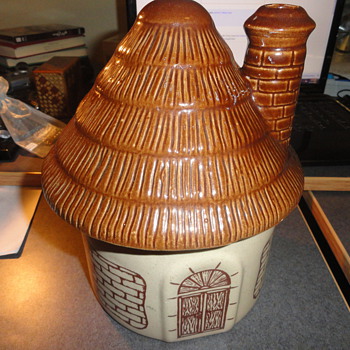 Neat old novelty shaped cooking pot? - Kitchen