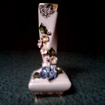 Delicate Little Pink Bud Vase with Applied Flowers and Gold Detail /No Marks / Circa 1950's - Art Pottery