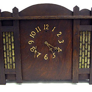 Gilbert Co. Arts & Crafts / Secessionist Style Oak Mantle Clock
