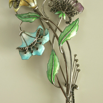 Huge Pin... from when? - Fine Jewelry