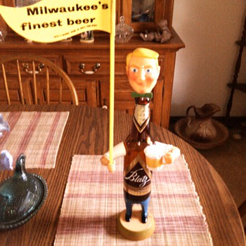 Blatz Bottleman 1952 - Breweriana