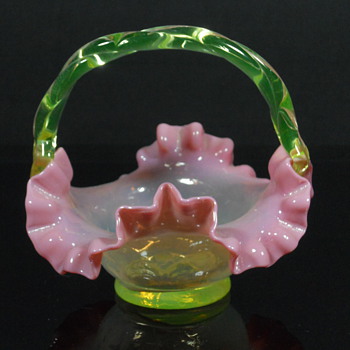 Vaseline art glass basket - Art Glass