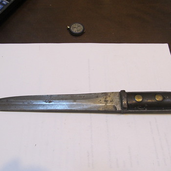 Mystery bayonet wood handle - some markings on blade