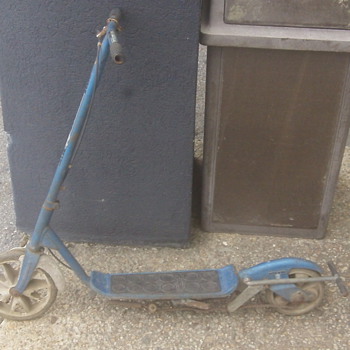 Honda "Kick n' go 2" Scooter 