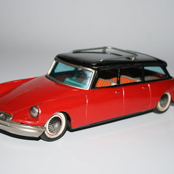 citroën DS friction bandai toy - Model Cars